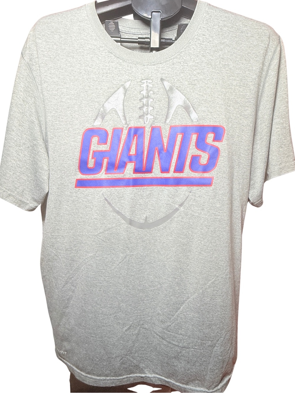 NFL & NIKE DRI FIT Gray Giants Short Sleeve Tee with Blue and Red Logo NWOT XL